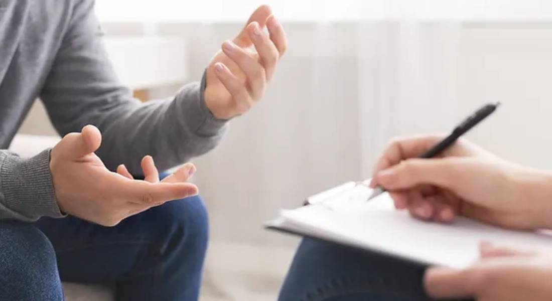 درمان بیش فعالی بدون دارو در بزرگسالان