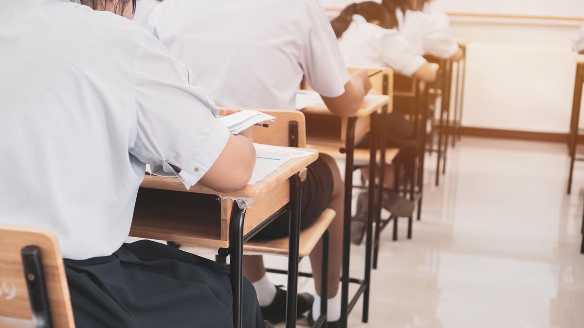 موفقیت در امتحان عربی